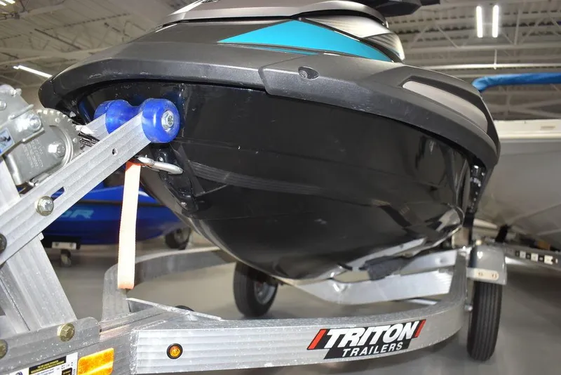 Slide: The Image of 2023 Yamaha WaveRunner VX Cruiser on Triton trailer in showroom. - 24