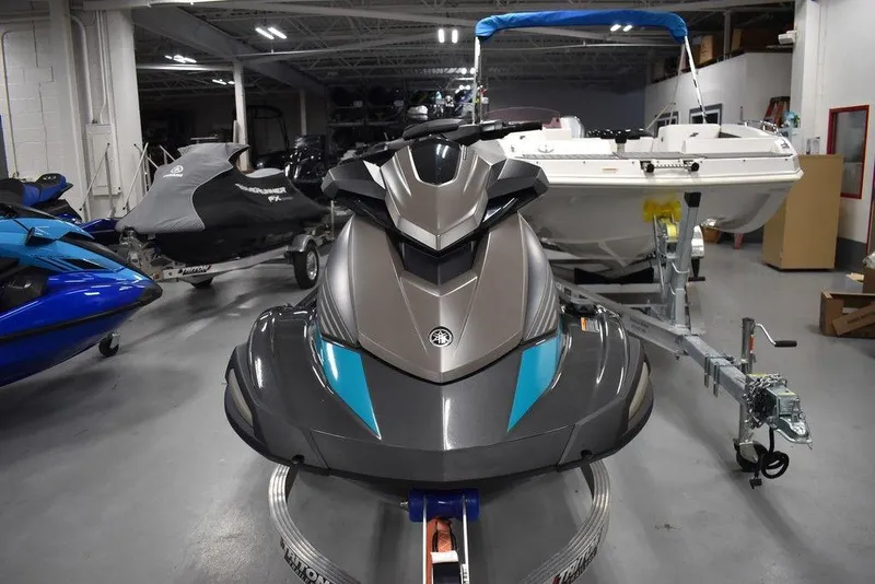 Slide: The Image of 2023 Yamaha WaveRunner VX Cruiser® in showroom, front view. - 25