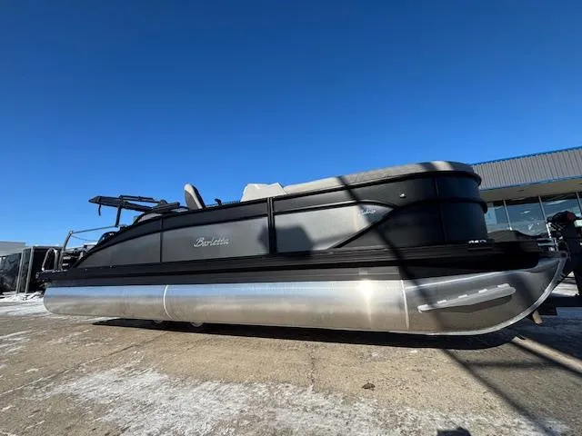 Slide: The Image of Barletta Cabrio 22UC 2025 - 2