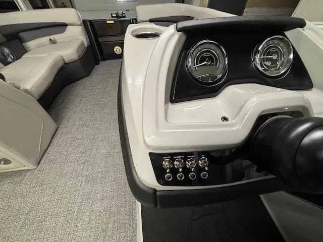 Slide: The Image of Barletta Cabrio 22UC 2025 - 26