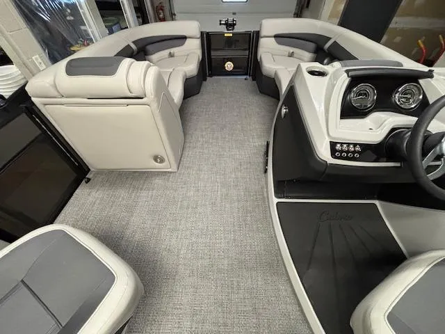 Slide: The Image of Barletta Cabrio 22UC 2025 - 27