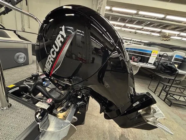 Slide: The Image of Barletta Cabrio 22UC 2025 - 31