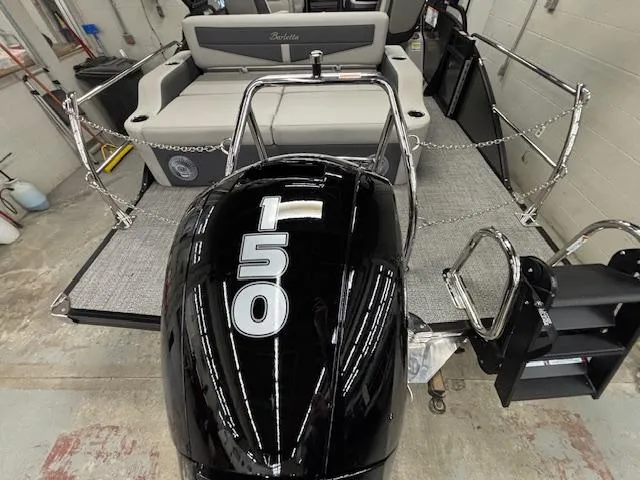 Slide: The Image of Barletta Cabrio 22UC 2025 - 32