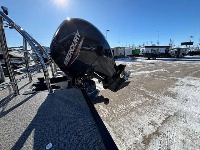 Slide: The Image of Barletta Cabrio 22UC 2025 - 5