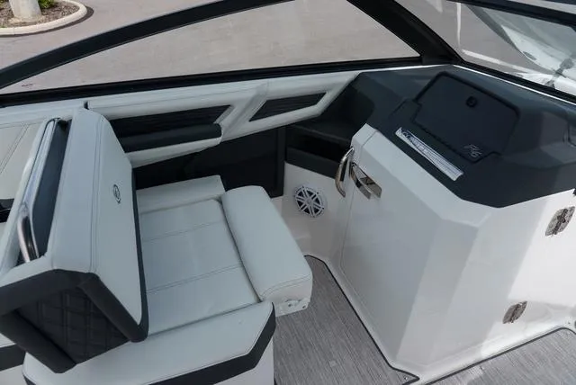 Slide: The Image of Cobalt R6 2025 - 15