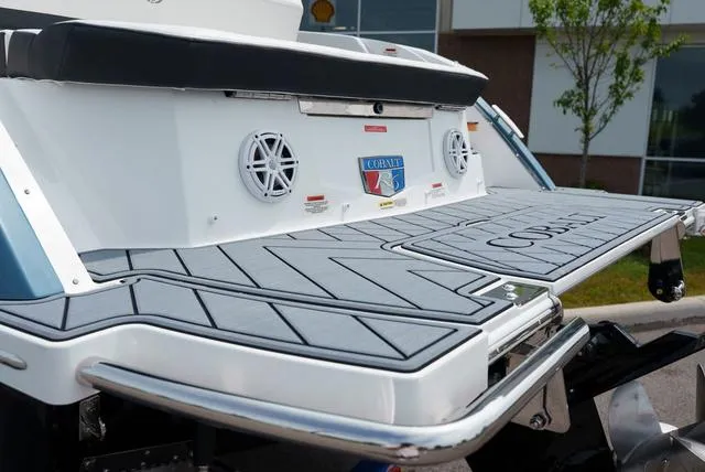 Slide: The Image of Cobalt R6 2025 - 2