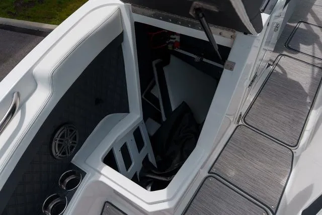 Slide: The Image of Cobalt R6 2025 - 23