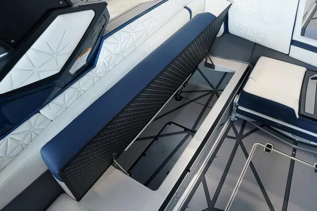 Slide: The Image of Nautique Super Air Nautique G25 Paragon 2025 - 23