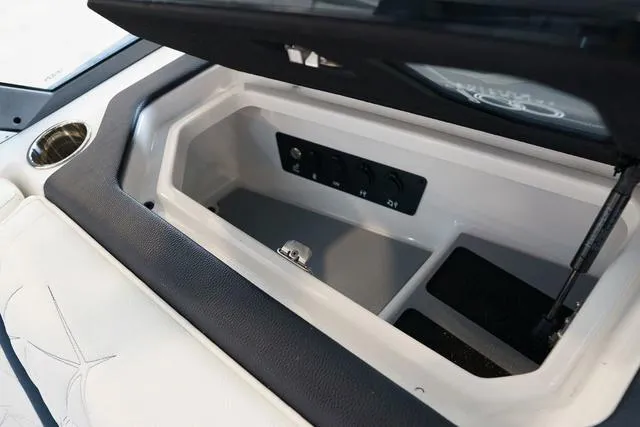 Slide: The Image of Nautique Super Air Nautique G25 Paragon 2025 - 34