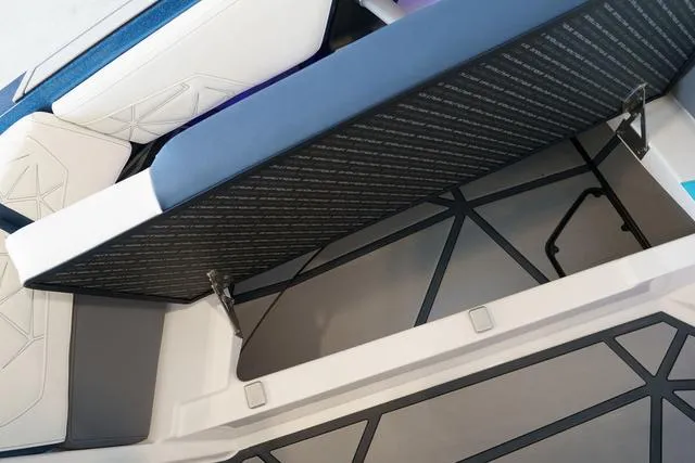 Slide: The Image of Nautique Super Air Nautique G25 Paragon 2025 - 54