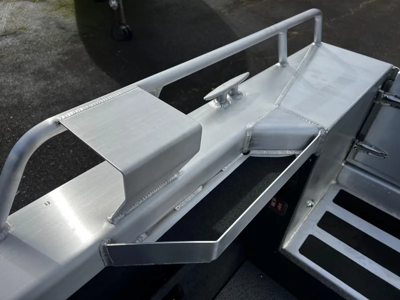 Slide: The Image of 2025 Thunder Jet 210 Luxor boat detail, showcasing sleek aluminum construction and design. - 26
