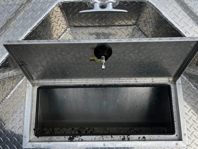 Slide: The Image of Thunder Jet 210 Luxor 2025 - 55