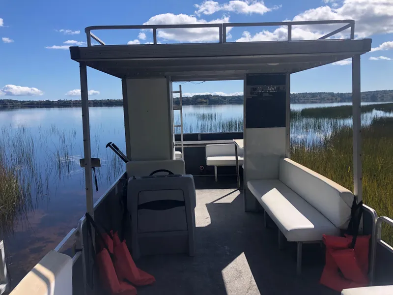 Slide: The Image of Sun Tracker Party Hut 28 1988 - 10