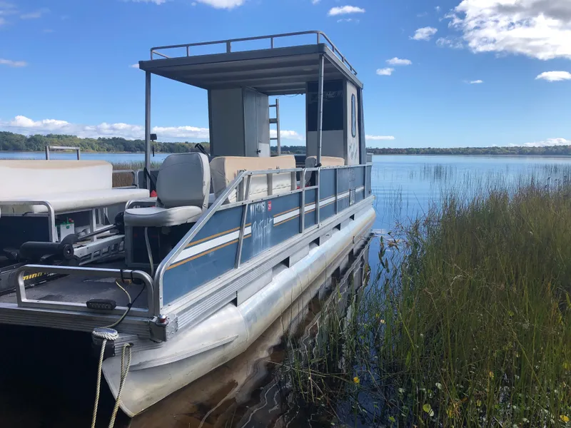 Slide: The Image of Sun Tracker Party Hut 28 1988 - 2