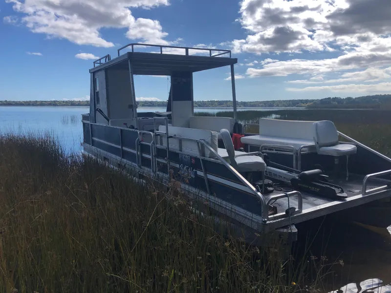 Slide: The Image of Sun Tracker Party Hut 28 1988 - 5