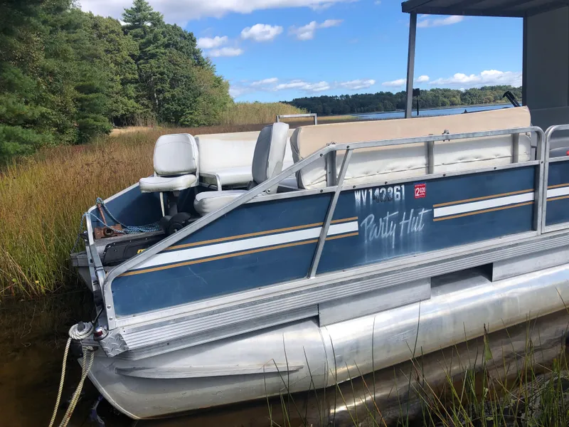 Slide: The Image of Sun Tracker Party Hut 28 1988 - 6