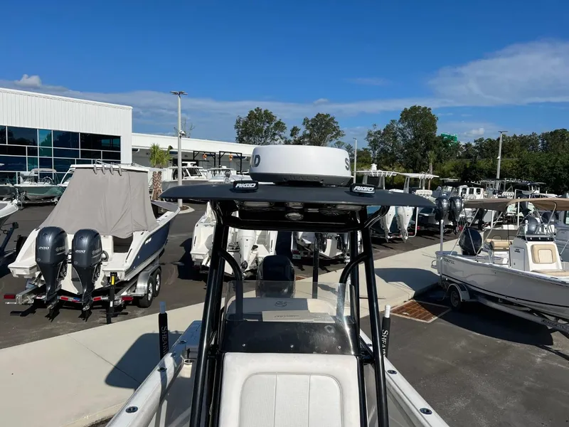 Slide: The Image of Shearwater 260 Carolina Flare 2020 - 12