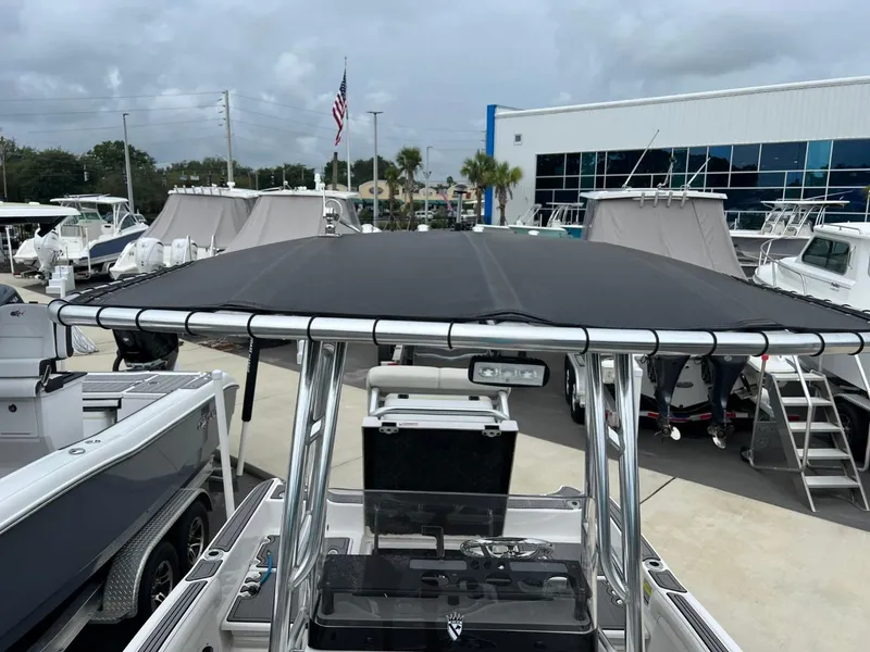 Slide: The Image of Yamaha 190 FSH Deluxe 2017 - 10