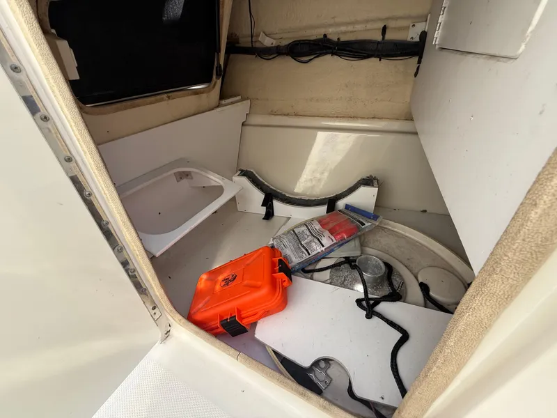 Slide: The Image of Sea Ray 210 Sundeck 2008 - 55