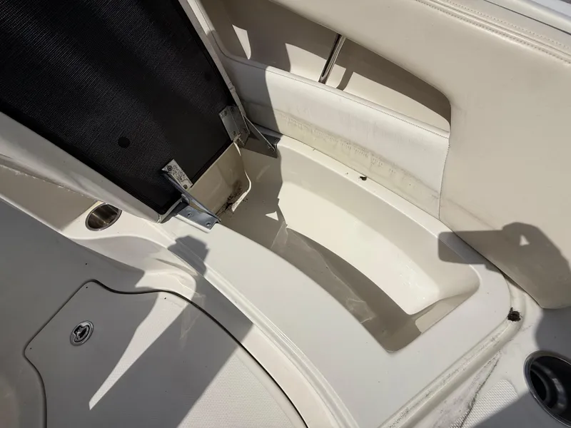 Slide: The Image of Sea Ray 210 Sundeck 2008 - 68