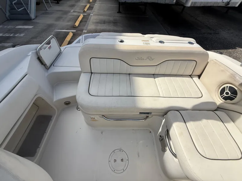 Slide: The Image of Sea Ray 210 Sundeck 2008 - 72