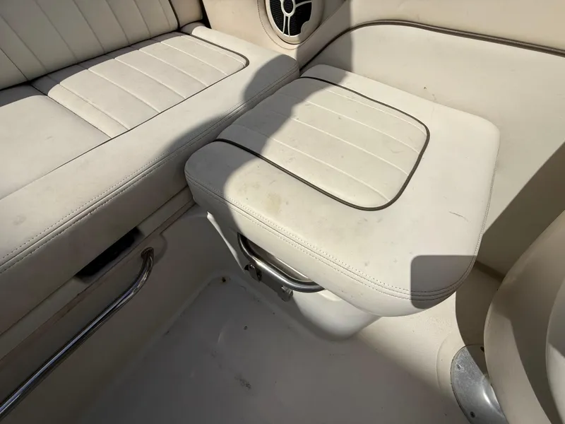 Slide: The Image of Sea Ray 210 Sundeck 2008 - 73