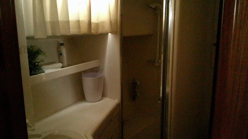 Slide: The Image of Ocean Alexander 546 Yachtfisher 1996 - 53