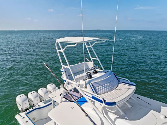 Slide: The Image of Yellowfin 42 Offshore 2019 - 72