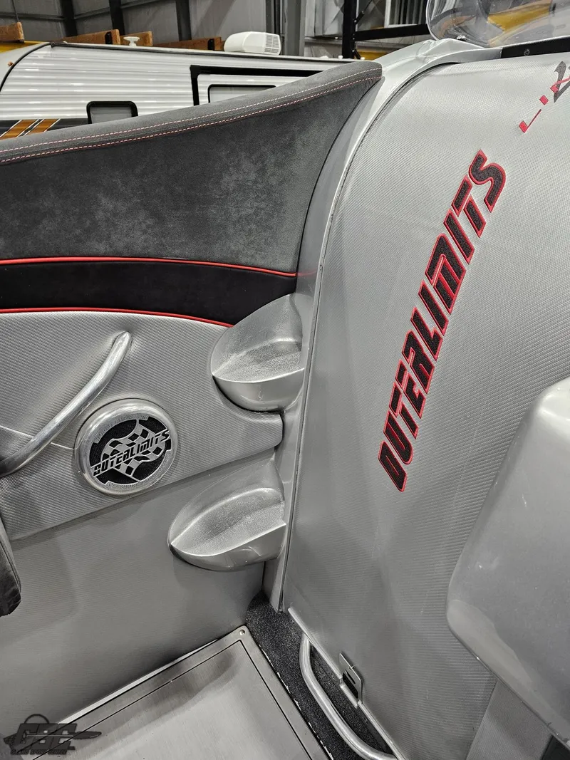 Slide: The Image of Outerlimits 46 Limited 2006 - 83