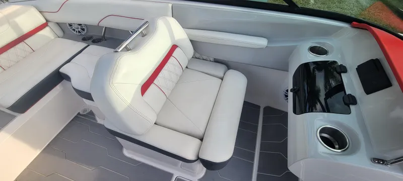 Slide: The Image of Regal LS2 2021 - 51