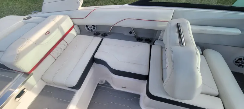 Slide: The Image of Regal LS2 2021 - 52