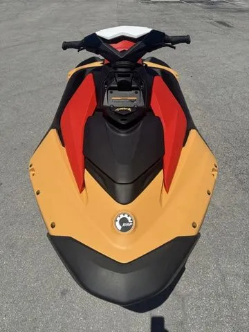 Slide: The Image of Sea-Doo Spark for 3 2025 - 3