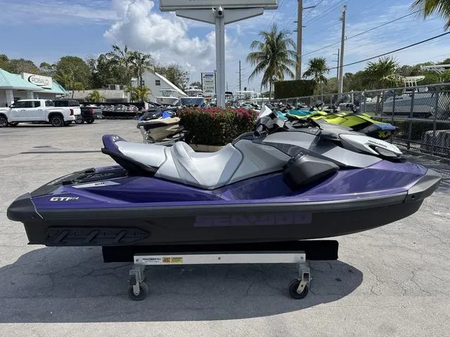 Slide: The Image of Sea-Doo GTI 2025 - 20