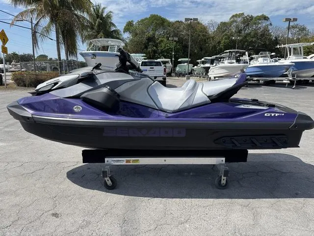 Slide: The Image of Sea-Doo GTI 2025 - 6