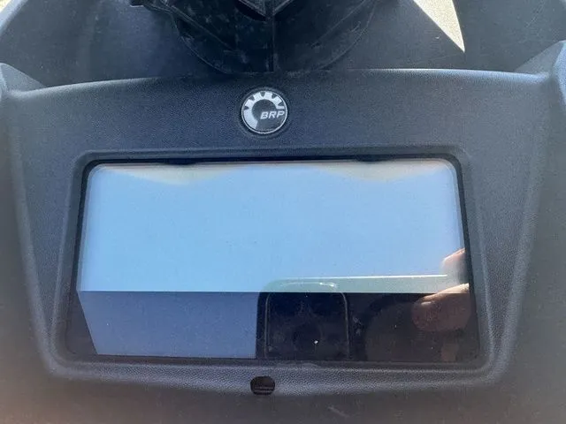 Slide: The Image of Sea-Doo Spark for 3 2025 - 13