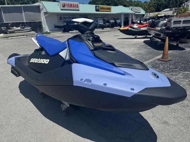 Slide: The Image of Sea-Doo Spark for 3 2025 - 3