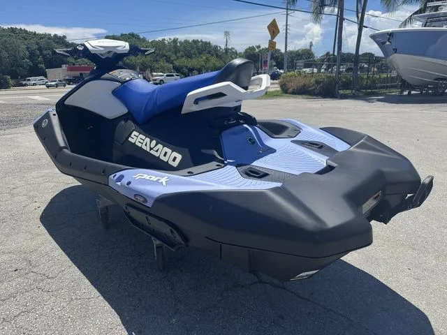 Slide: The Image of Sea-Doo Spark for 3 2025 - 7