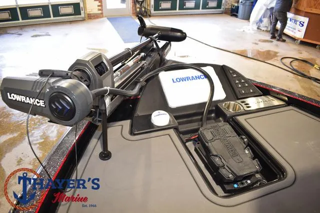 Slide: The Image of Caymas XS 21 Pro 2025 - 10