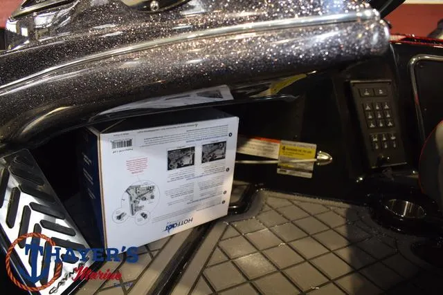 Slide: The Image of Caymas XS 21 Pro 2025 - 32