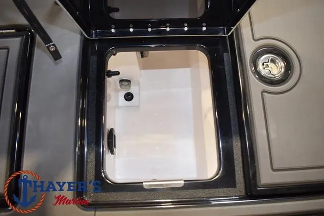 Slide: The Image of Caymas XS 21 Pro 2025 - 53