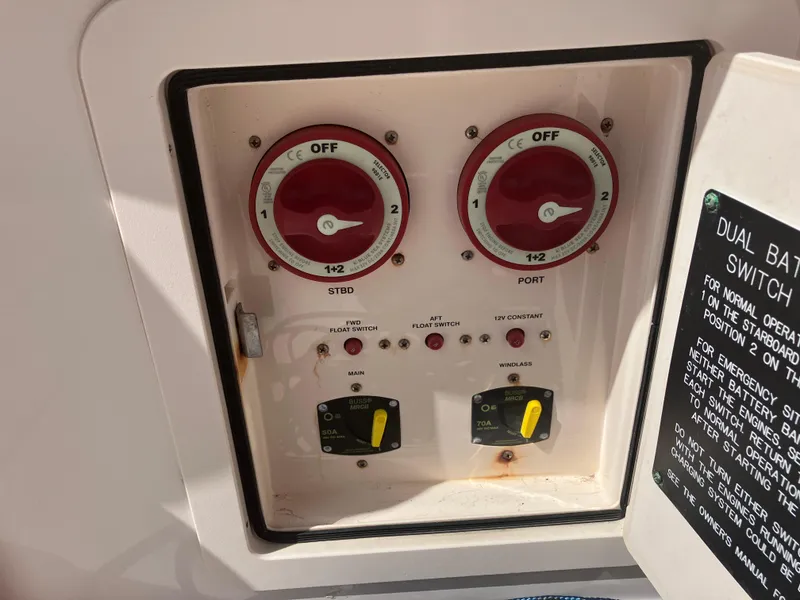 Slide: The Image of Grady-White Canyon 336 2018 - 87