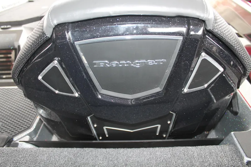 Slide: The Image of Ranger Boats Z519R Cup-Equipped 2025 - 12