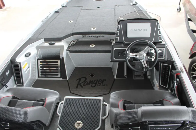 Slide: The Image of Ranger Boats Z519R Cup-Equipped 2025 - 19