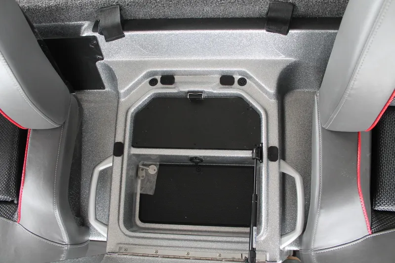 Slide: The Image of Ranger Boats Z519R Cup-Equipped 2025 - 28