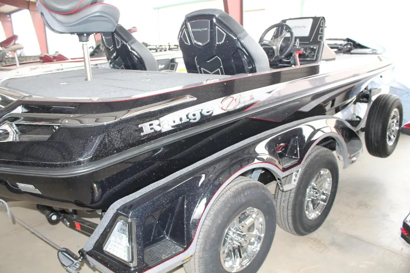 Slide: The Image of Ranger Boats Z519R Cup-Equipped 2025 - 3