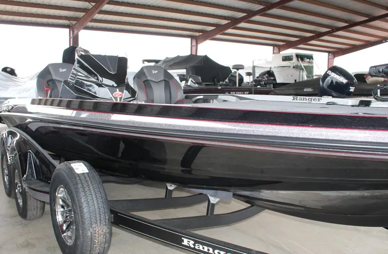 Slide: The Image of Ranger Boats Z519R Cup-Equipped 2025 - 5
