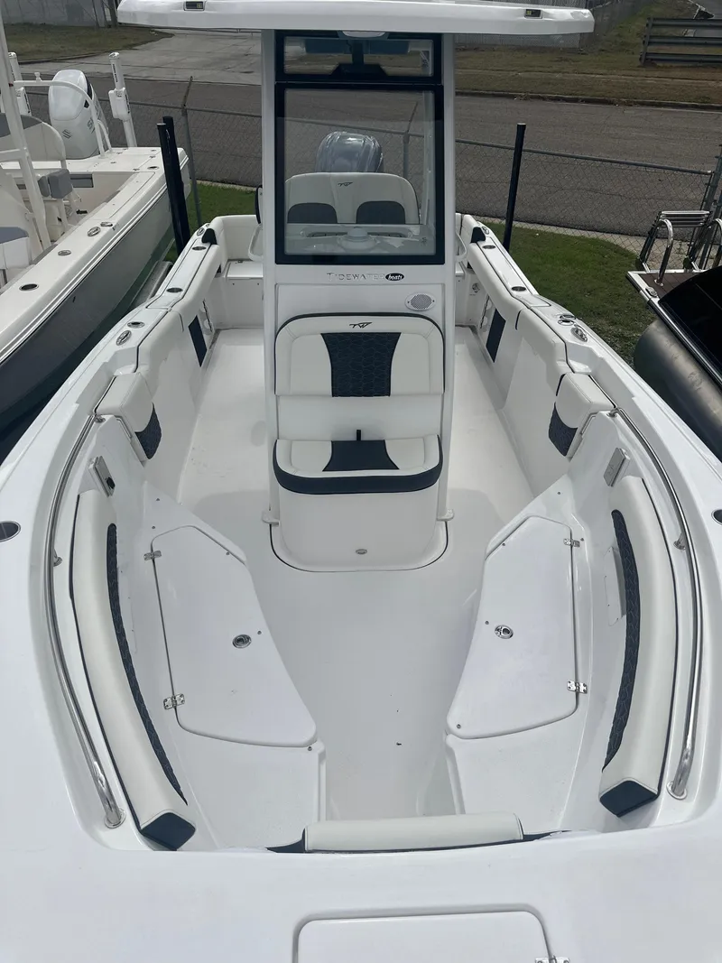 Slide: The Image of Tidewater 232 LXF 2025 - 14
