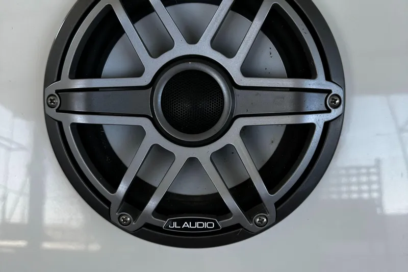 Slide: The Image of JL Audio speaker on 2003 Chaparral 330 Signature Cruiser. - 29