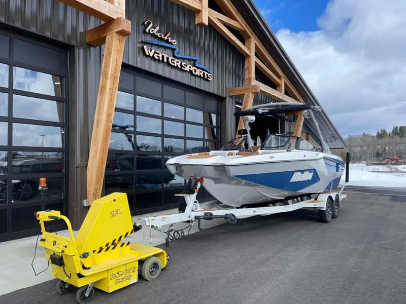 Slide: The Image of Malibu 23 MXZ 2024 - 5