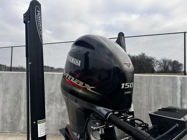 Slide: The Image of 2022 G3 Sportsman 1910 with Yamaha 150 outboard motor, Power-Pole anchors visible. - 5